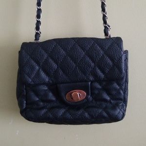 Delia's cross body bag